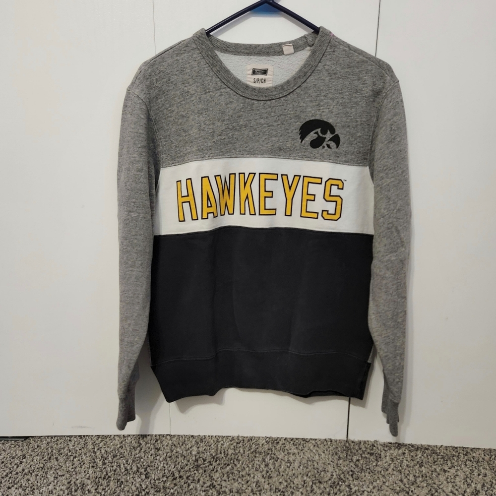 Tailgate Women's Iowa Hawkeye Crewneck Sweater -S